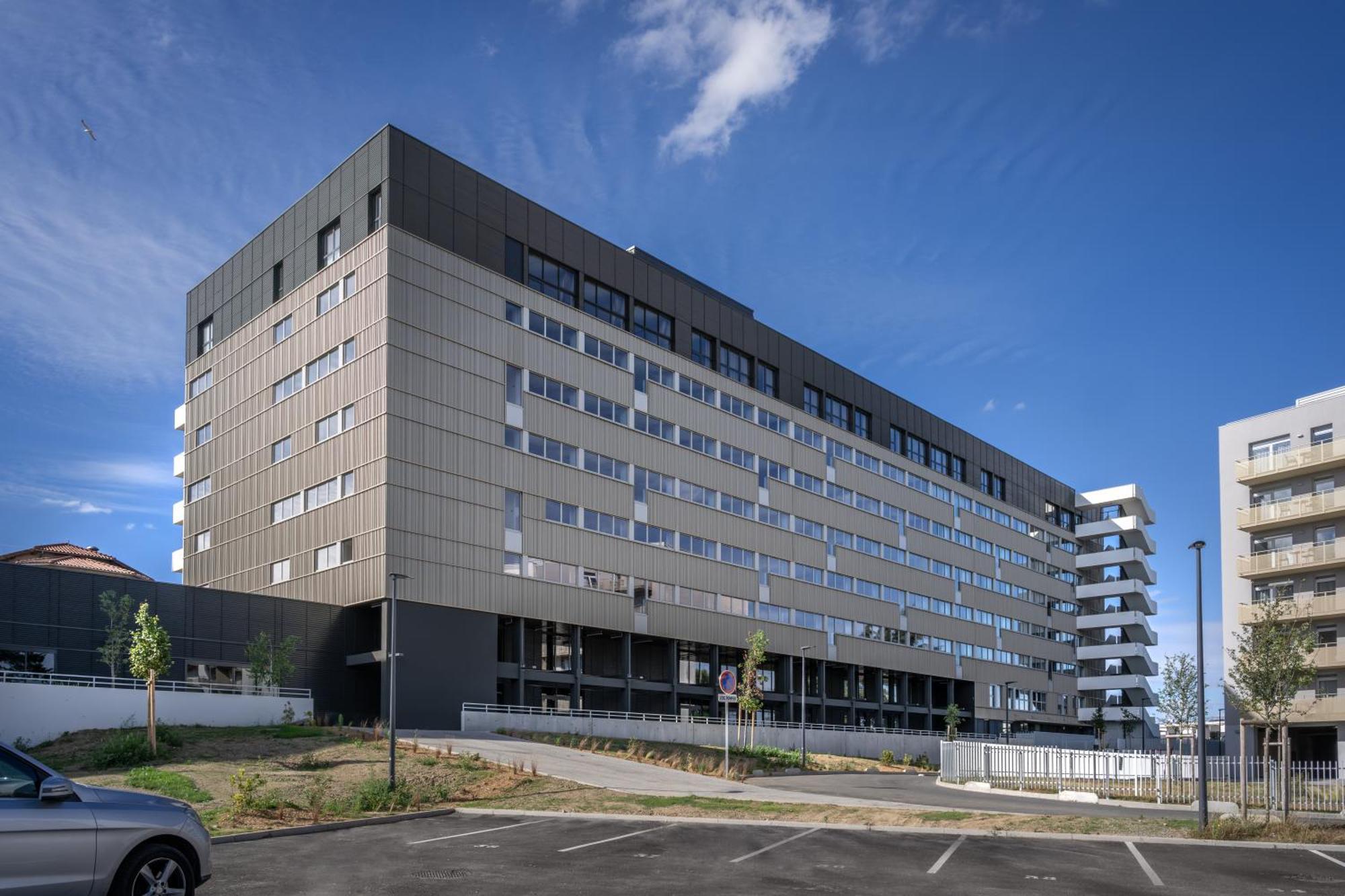 Sevenline Purpan Toulouse Exterior photo